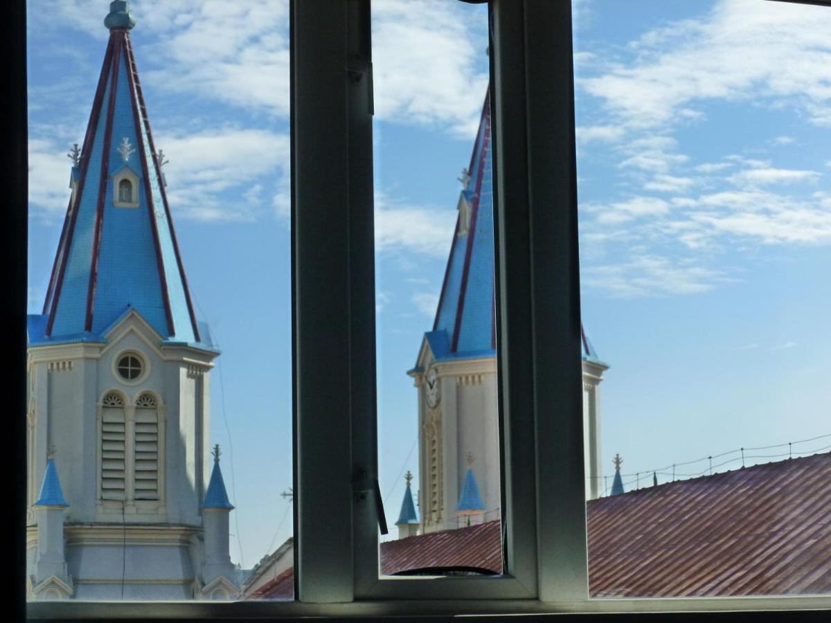 Hotel El Conquistador Куэнка Экстерьер фото