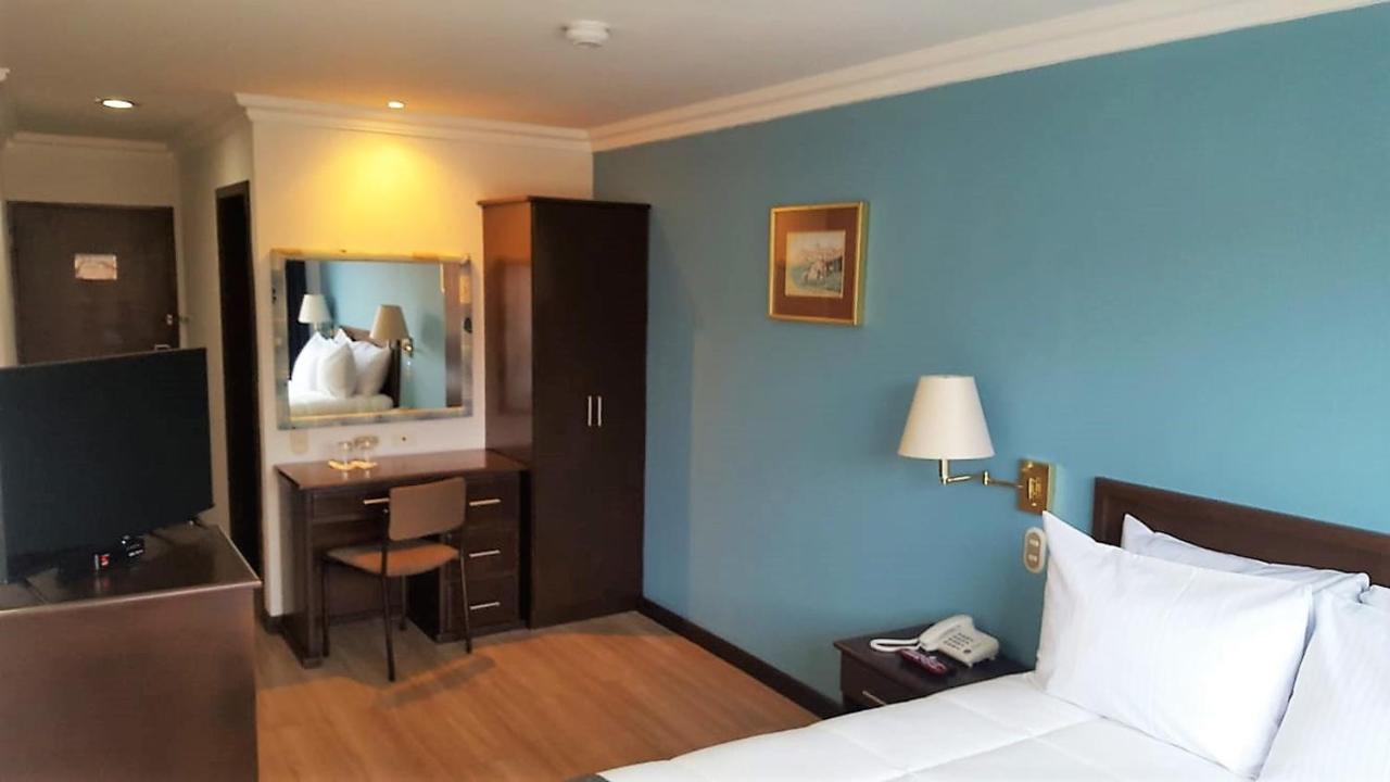 Hotel El Conquistador Куэнка Экстерьер фото
