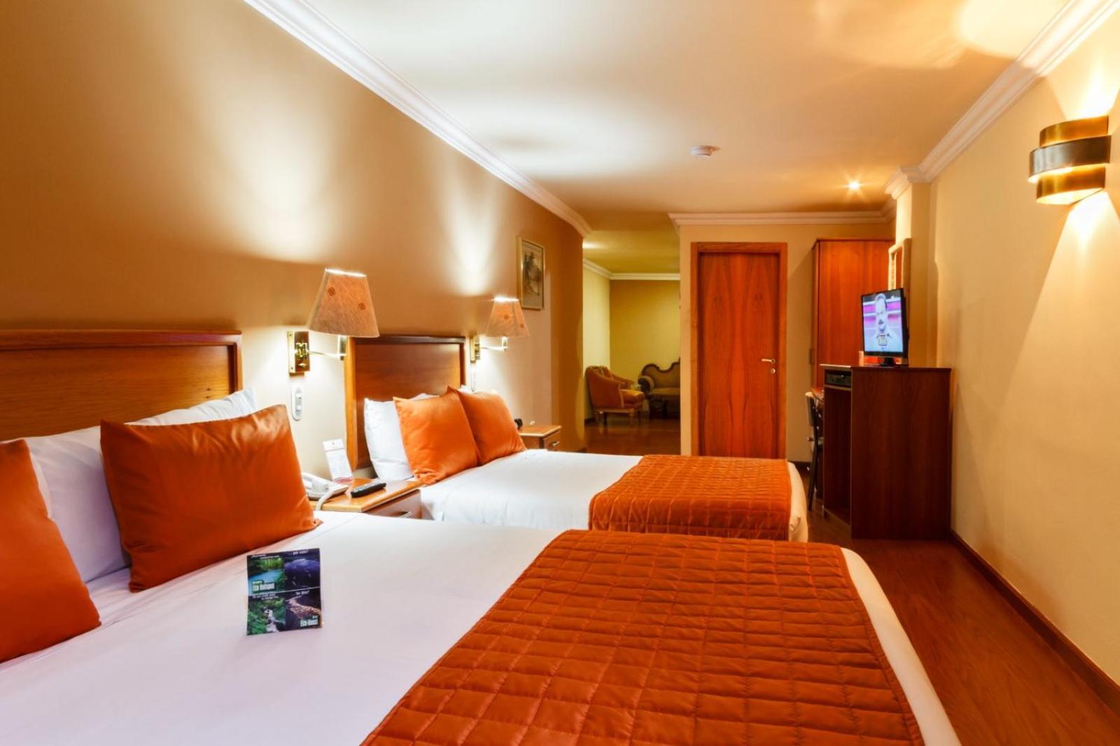 Hotel El Conquistador Куэнка Экстерьер фото