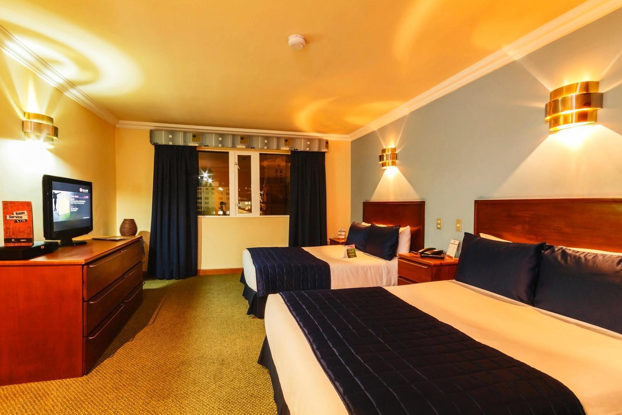 Hotel El Conquistador Куэнка Экстерьер фото